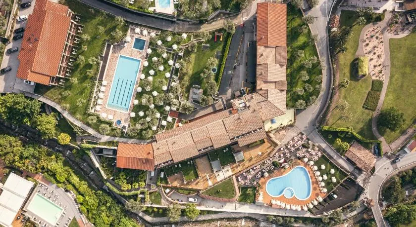 Hotel Caravel - Image 1