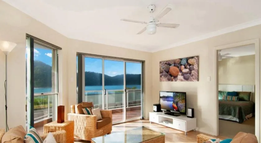 DALLA SPIAGGIA - WATERFRONT ETTALONG BEACH - Image 1