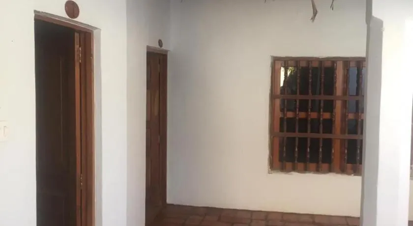 LA CHOZA - Image 1