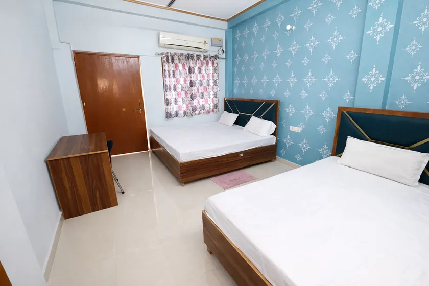 Mahamaya Guest House - Image 1