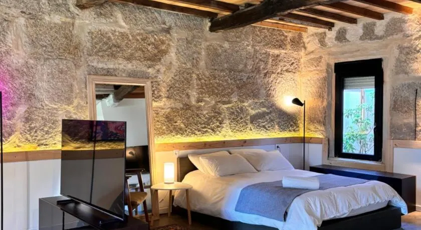 Loft 40-10 - Image 1