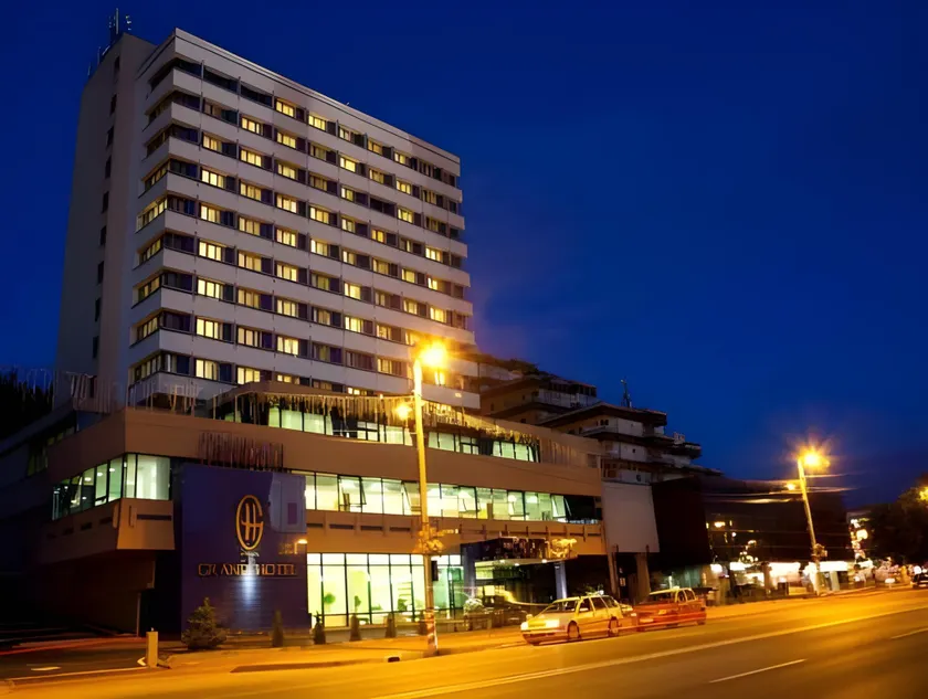 Grand Hotel - Image 1