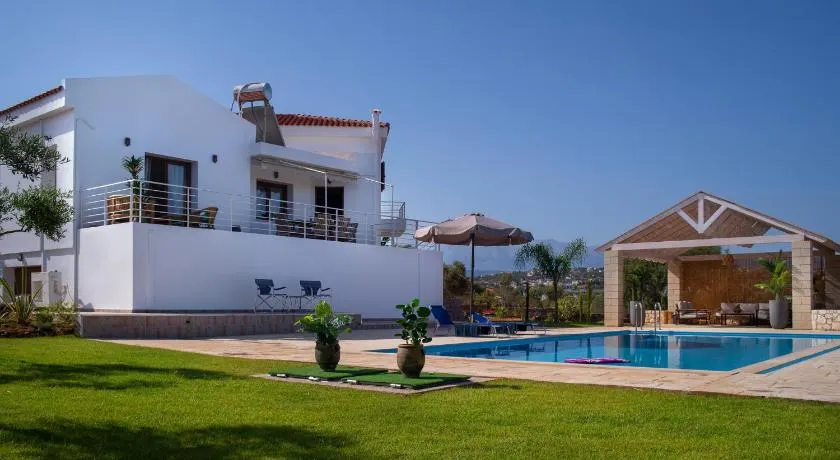 Al Aker Villa with private pool - Image 1