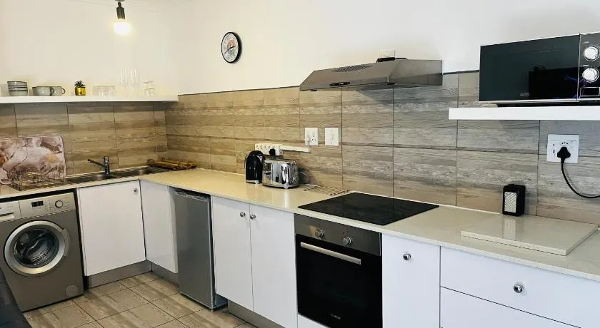 Modern secure apartment in Strand - Little Greece - Image 1