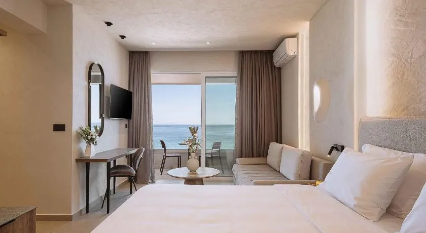 Chania Mocenigo Luxury Rooms - Seaview, 15m to sea - Image 1