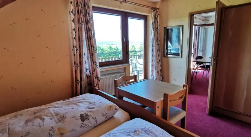 Apartment mit Balkon - Image 1