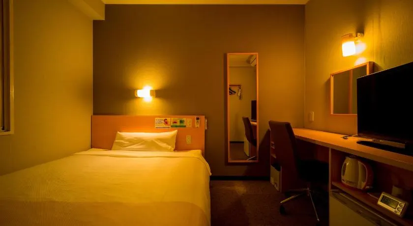 Super Hotel Yokkaichi Route 1 - Image 1
