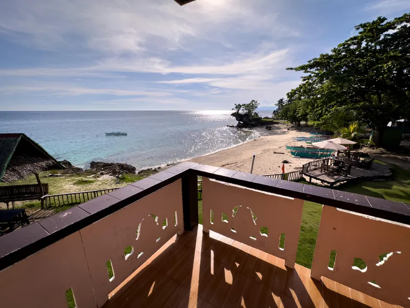 1peace beach resort - Image 1
