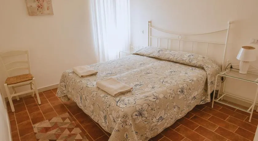 La Collina - Image 1
