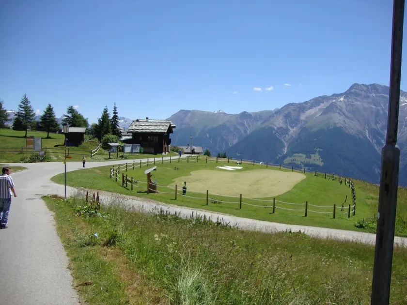 Spacious Apartment in Riederalp near Ski Trail - Image 1