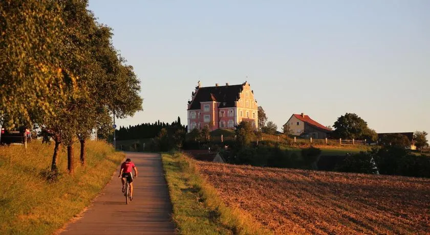 Hotel Schloss Freudental - Image 1