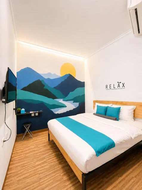 ROOM Ijen Hostel - Image 1
