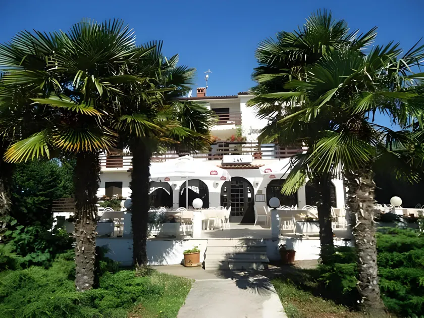 Apartments Lav - Image 1