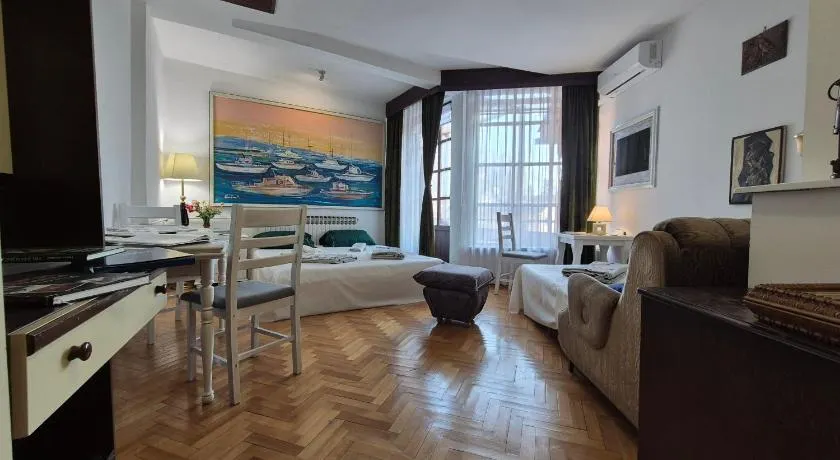 Cardak HOME Tuzla - apartmani i sobe - Image 1