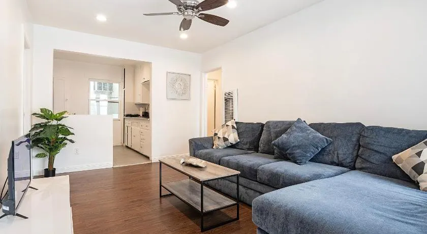 Affordable 1BR apt near Beverly Hills - Image 1