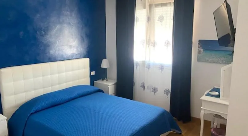 Blue Sea Rooms Apartment Cagliari - Image 1