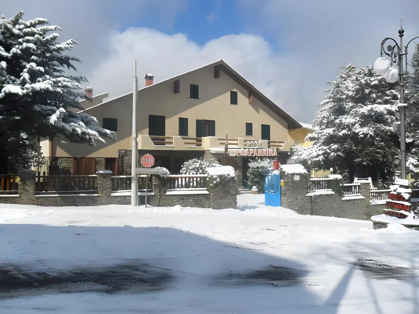 Hotel La Capannina - Image 1