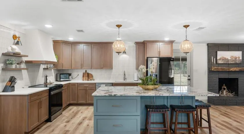 The Burkhalter House -perfect family stay near GSU - Image 1