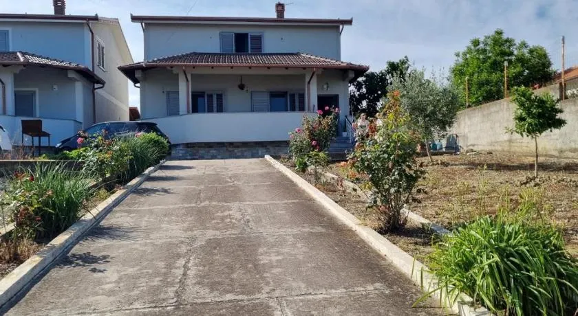 Villa VVG - Image 1