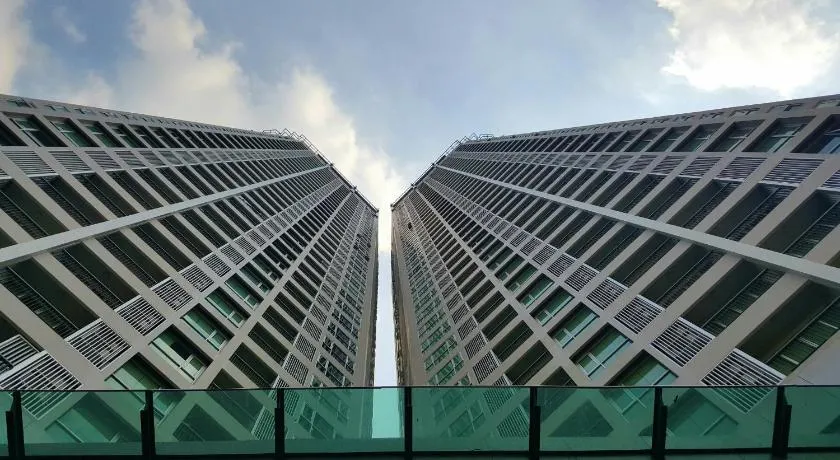 RHYTHM Chill apt in sathorn Bangkok - Image 1