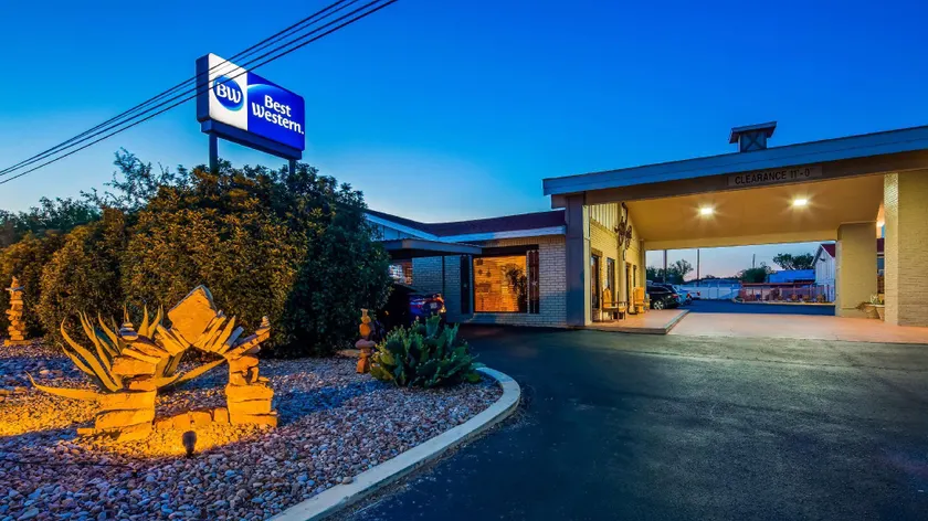 Best Western Llano - Image 1