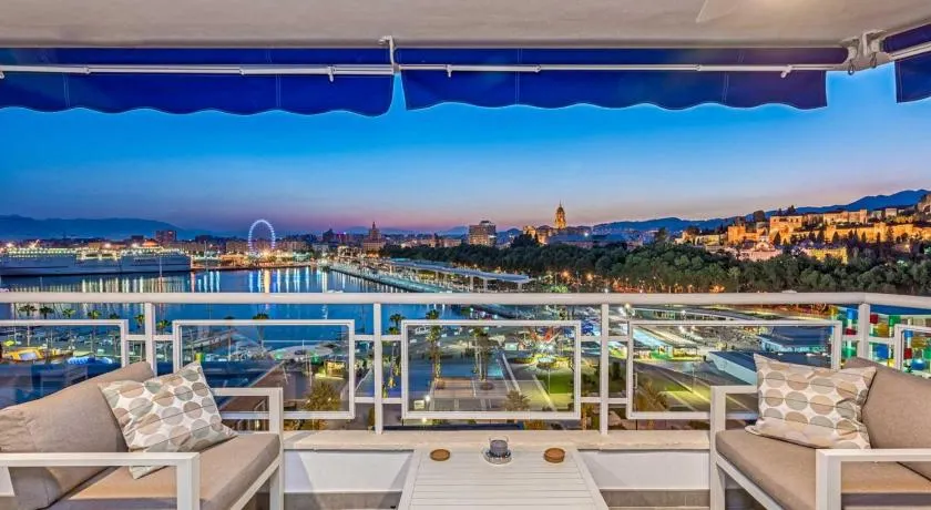 Malagueta Apartment in Malaga by Solaga Holiday Homes - Image 1