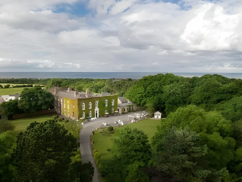 Hardwicke Hall Manor Hotel - Image 1