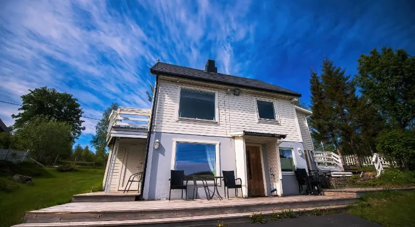 Sjølund house - Image 1