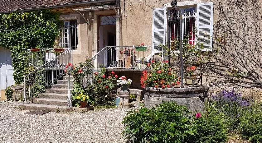 Le Chateau - Image 1