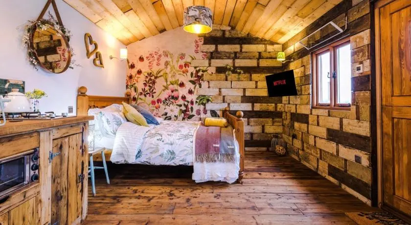 The Goose lodge - Image 1