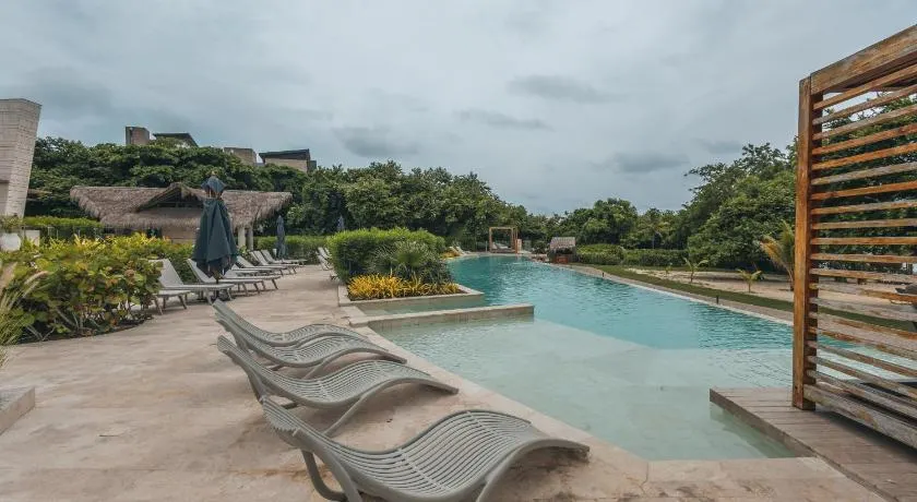 Best Caribbean Sea Views 3BR Penthouse F1 - Image 1