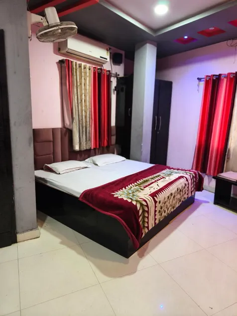 Hotel Rituvan palace - Image 1