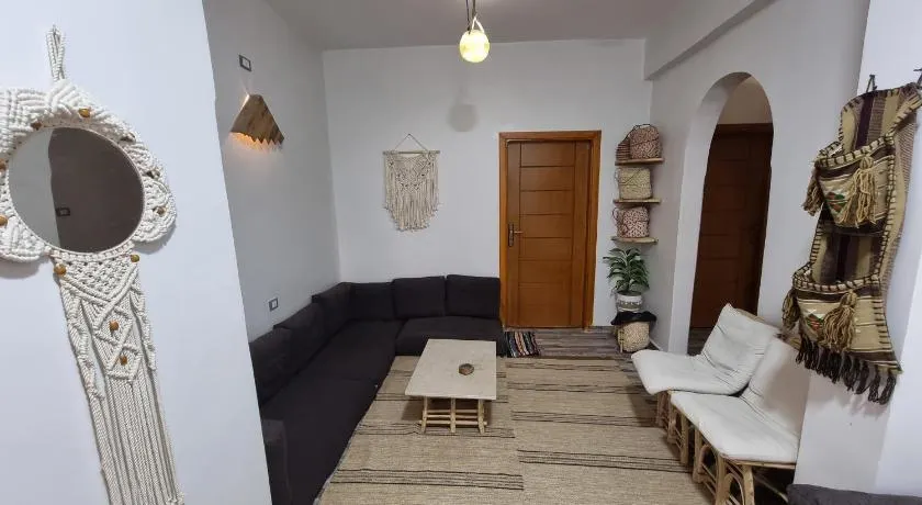 Quiet Home - Image 1