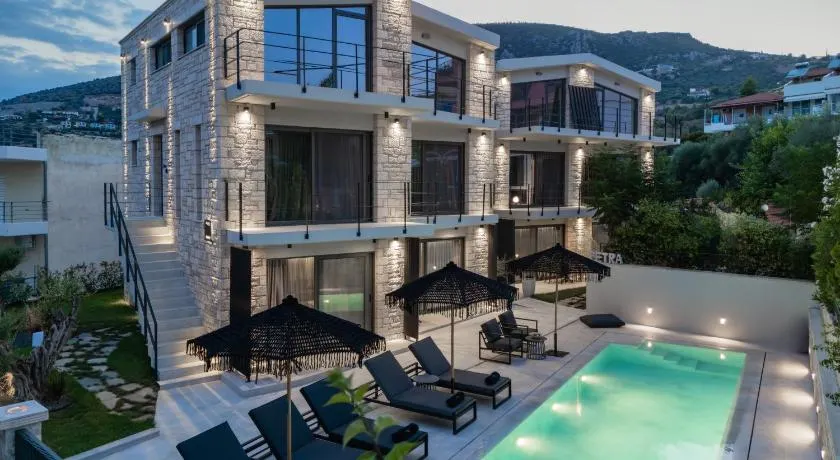 Petra Suites Tolo - Image 1