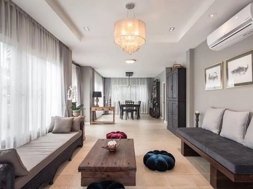 Moon 11 Boutique Home - Image 1