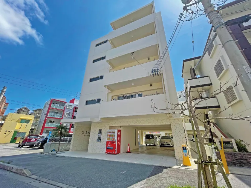 G-RATIS Omoromachi [Okinawa Main island] - Image 1