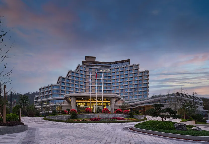 Jinyun Jingjiang International Hotel - Image 1