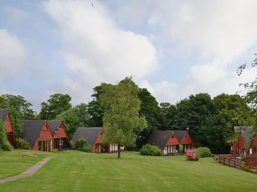 Seaside Chalet - Sleeps 6 - Image 1