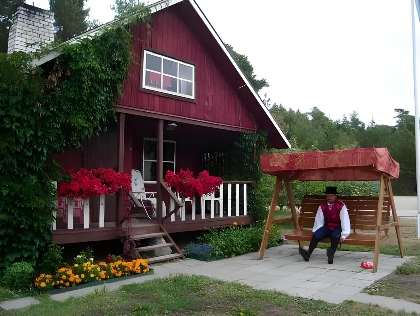 Nõva Madise Guesthouse - Image 1