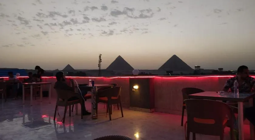 Khufu Pyramids Hotel - Image 1