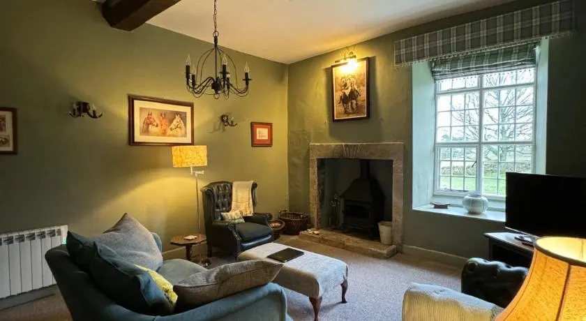 Braithwaite Hall Bed & Breakfast - Image 1