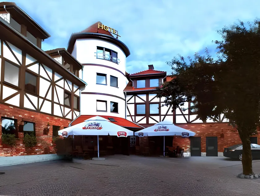 Amadeus Hotel Zielona Góra - Image 1