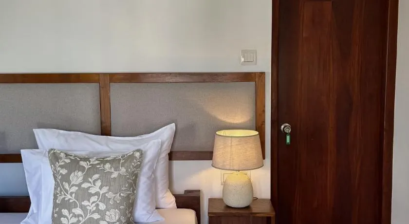 Luxe Hideaway - Image 1