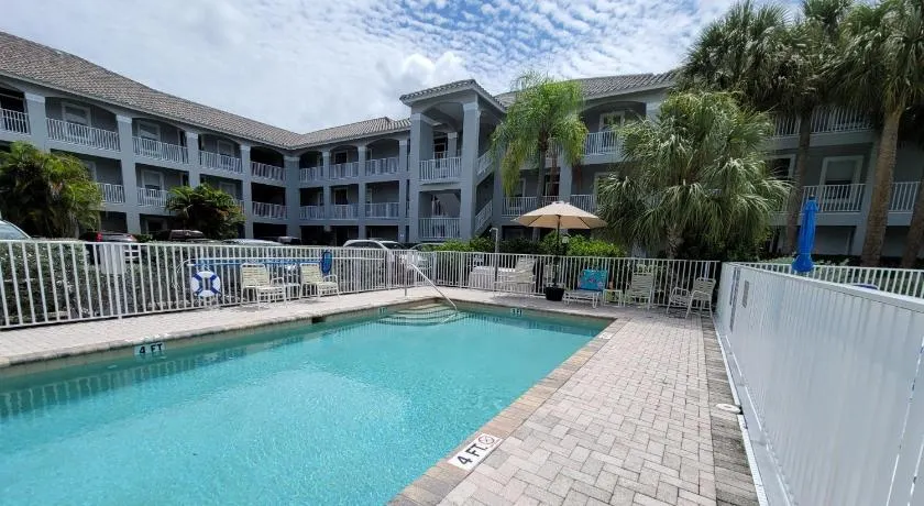 Our Naples Hideaway - Image 1
