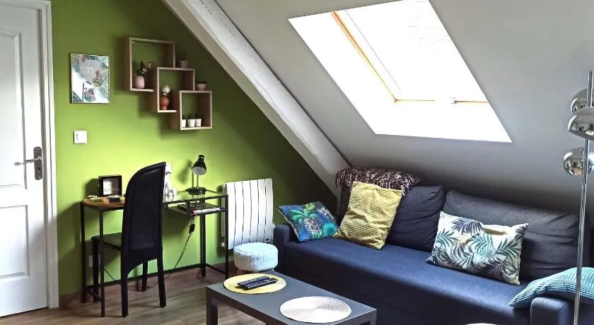 Joli gîte F2 indépendant avec jardin privé - Image 1