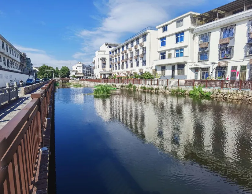 Seaside Hotel (Luqiao Zhongcheng Plaza Branch) - Image 1