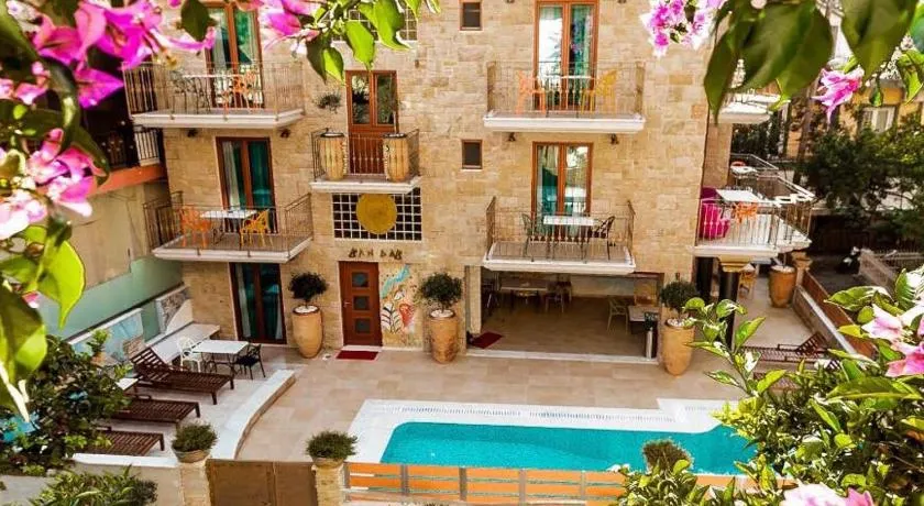 Leda Suites - Image 1