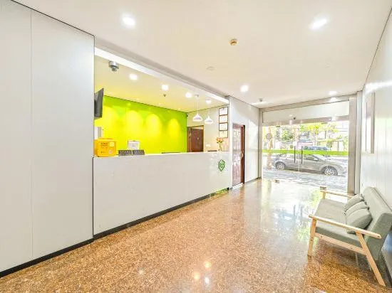 99 Inn Preferred Hotel (Shanghai Wulian Road Subway Station) - Image 1