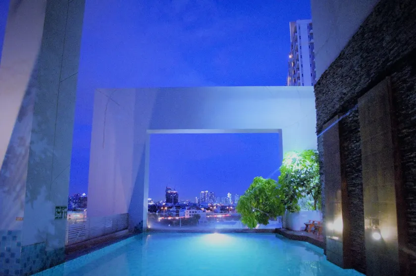 Grand Howard Hotel Bangkok - Image 1
