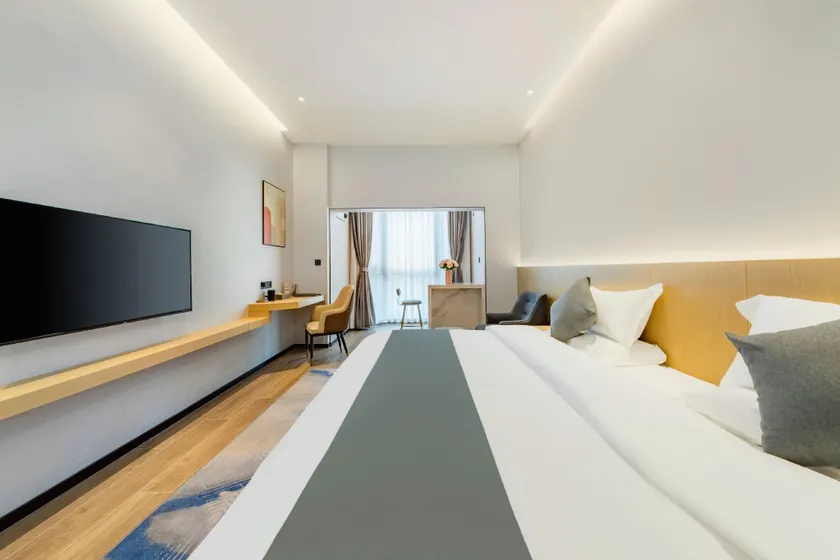 Taishan Bohai Hotel (Wanda Plaza) - Image 1